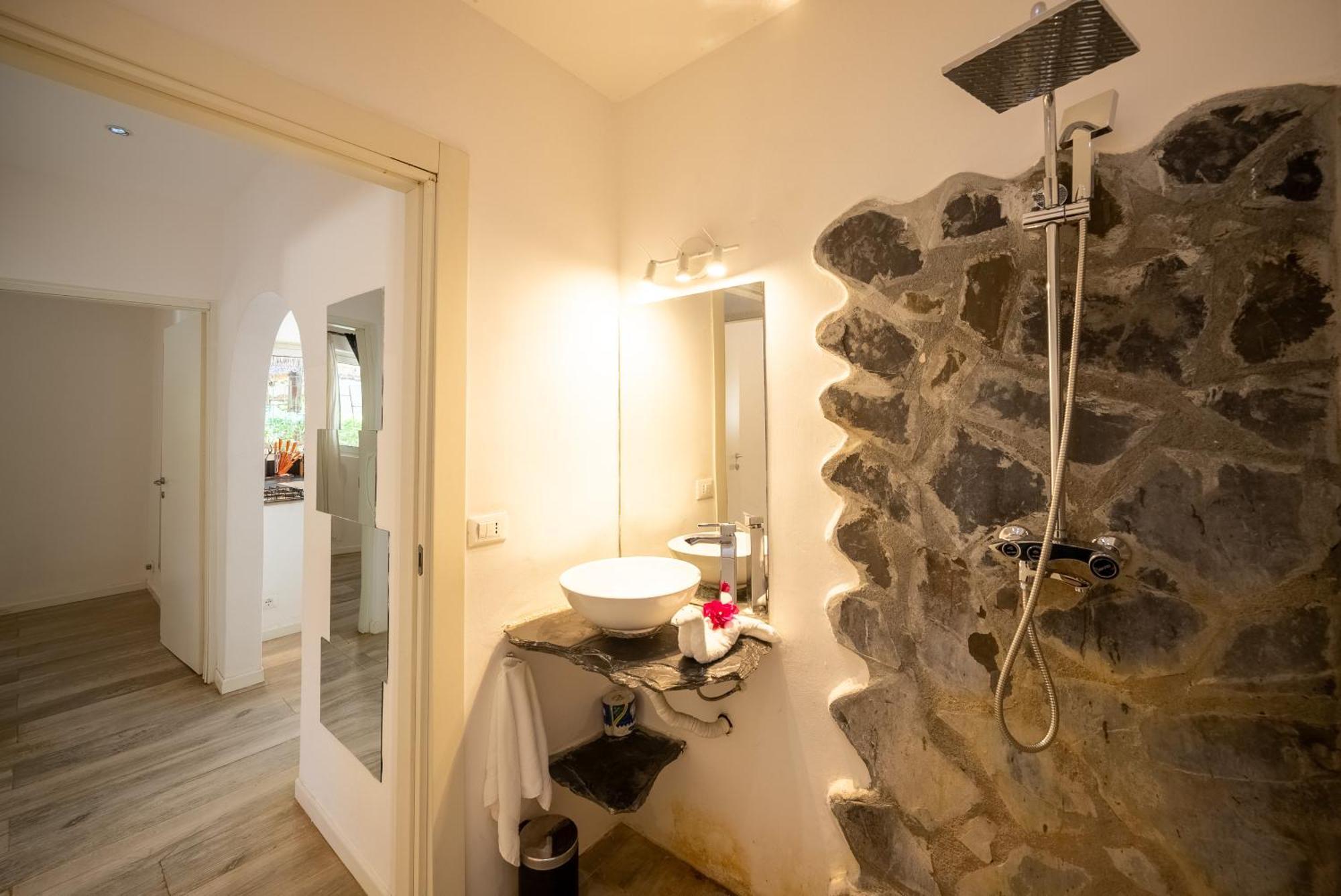 Villa Jiwe With Pool Zanzibarhouses Кивенга Екстериор снимка
